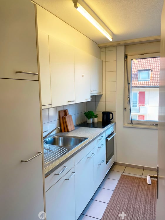 Freundliche, unmöblierte 2.5 Zimmerwohnung zu vermieten 7