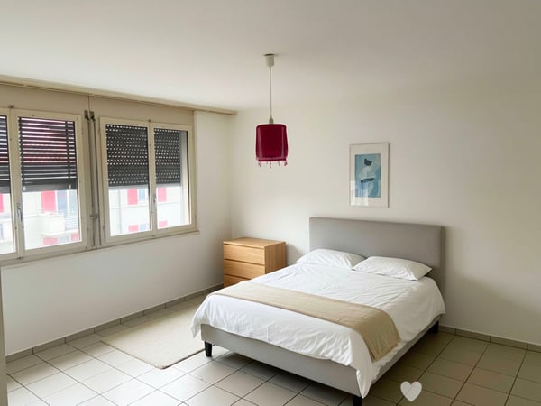 Freundliche, unmöblierte 2.5 Zimmerwohnung zu vermieten 6