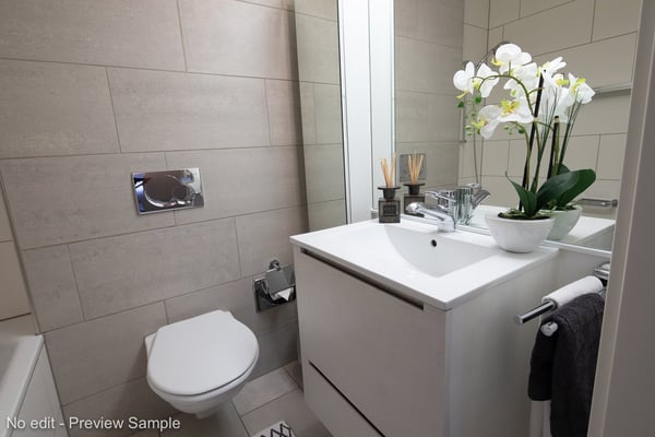 We rent modern furnished 1 bedroom apartment with weekly cleaning service 4