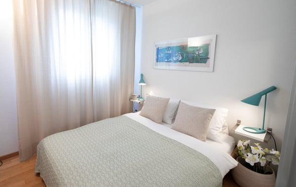 Modern furnished 2-Room Apartment in Zürich Wiedikon 3