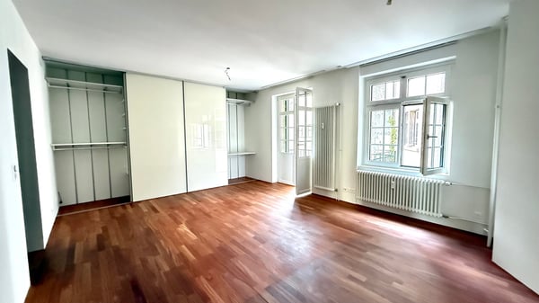 Elegante City-Wohnung in historischer Liegenschaft 8