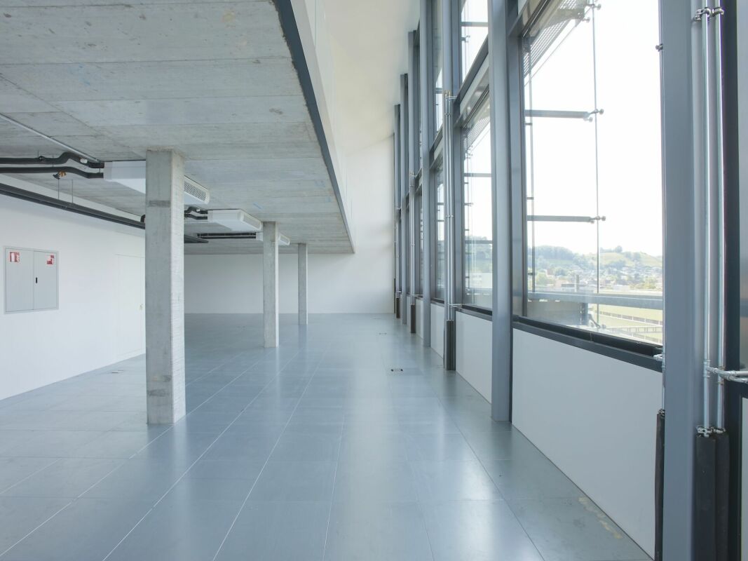 Bureaux et locaux commerciaux « Im Fokus » d'environ 477 m² / Duplex