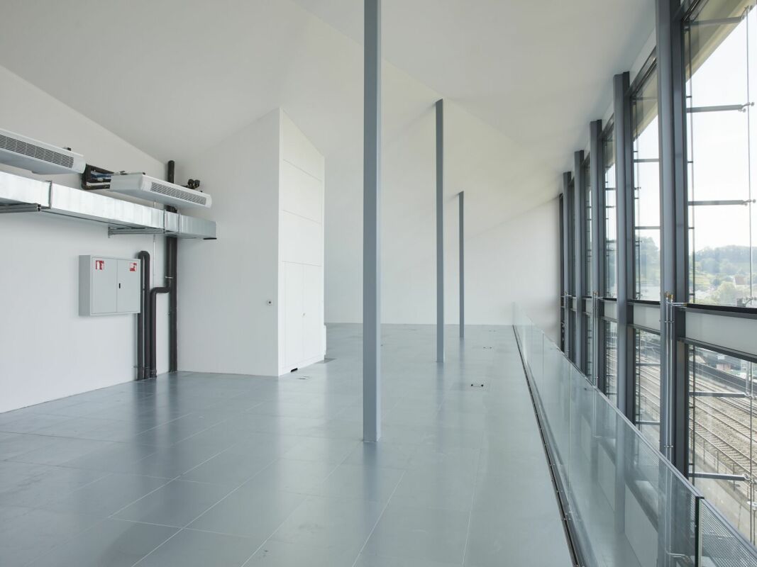 Bureaux et locaux commerciaux « Im Fokus » d'environ 477 m² / Duplex