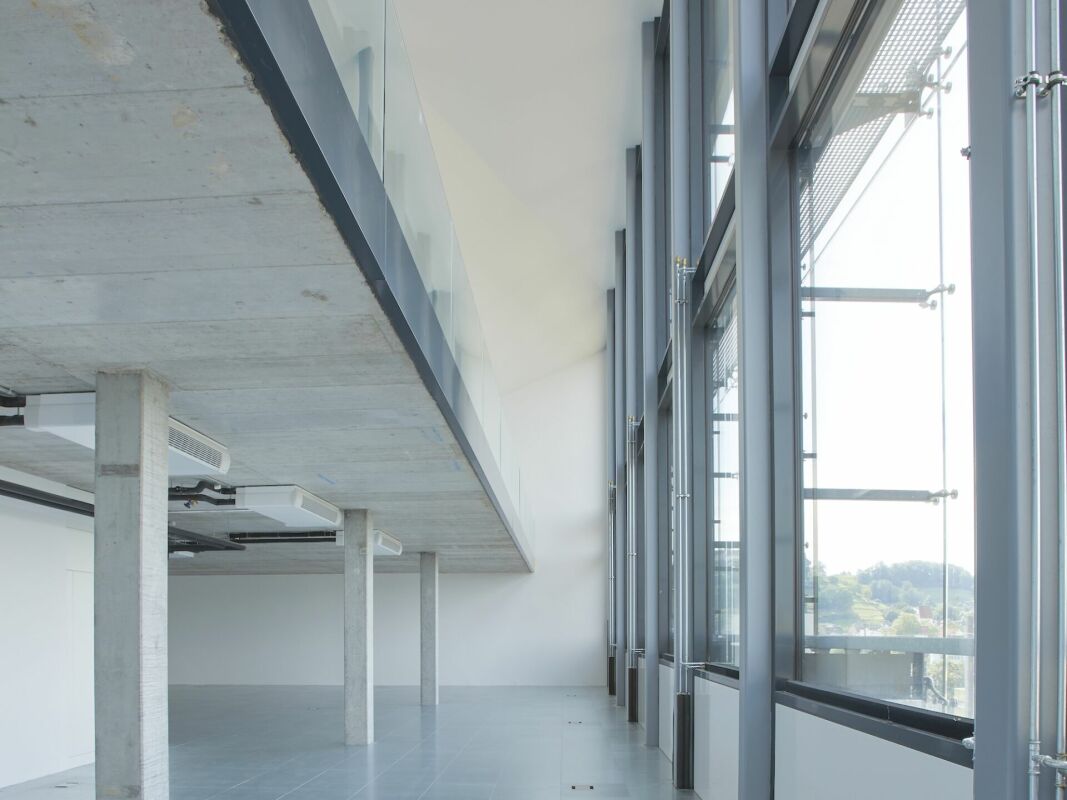 Bureaux et locaux commerciaux « Im Fokus » d'environ 477 m² / Duplex