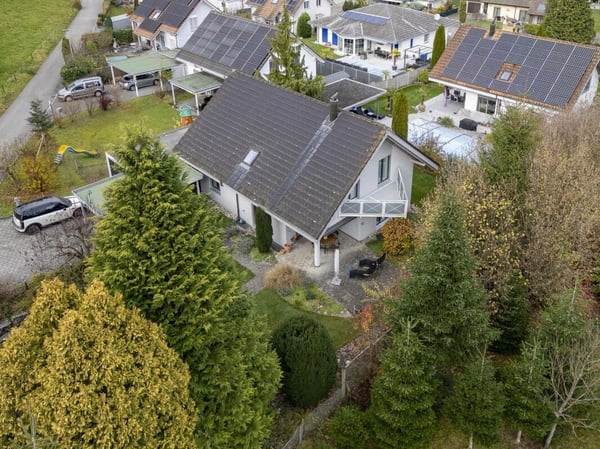 Freistehendes EFH im Grünen mit viel Privatsphäre 1