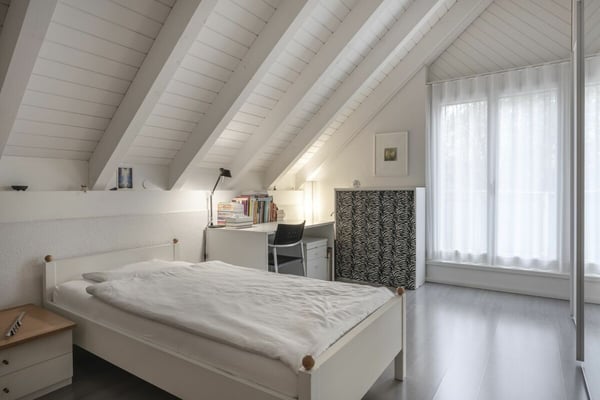 Freistehendes EFH im Grünen mit viel Privatsphäre 8