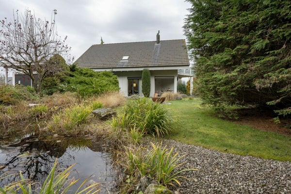 Freistehendes EFH im Grünen mit viel Privatsphäre 10