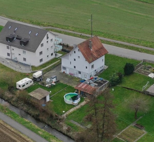 Bauland mit Bestandesobjekt Niederweningen 1