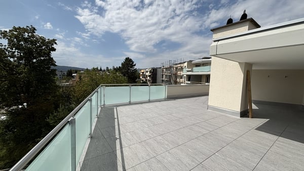 5 1/2-ZIMMER-ATTIKAWOHNUNG; NEU RENOVIERT 2