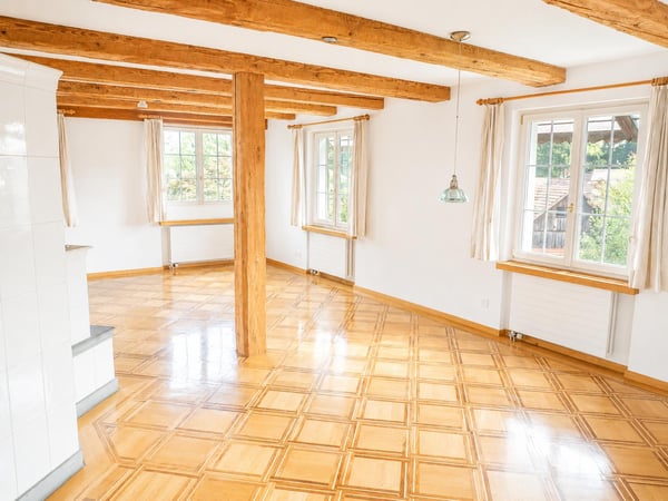 Traumhafte 6.5-Zimmerwohnung mit Cheminée und idyllischem Garten 6
