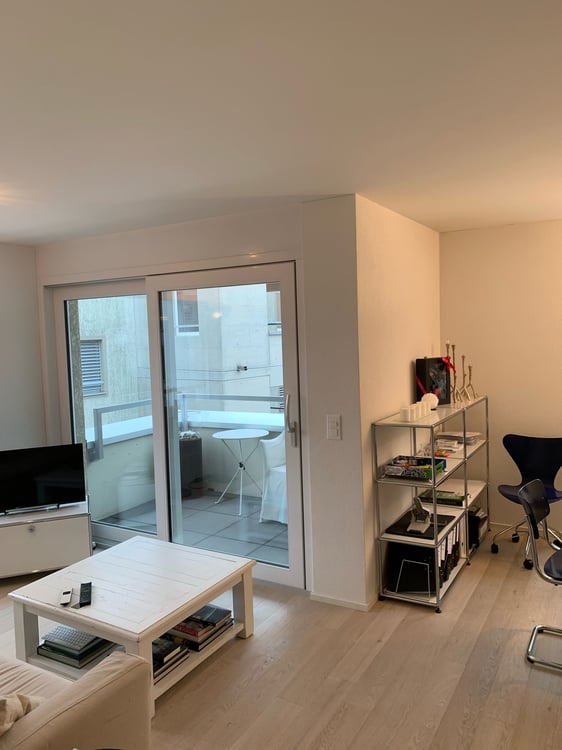 Moderne, praktische 2.5-Zimmer-Wohnung mit Bahnanschluss im TILIA USTER 3