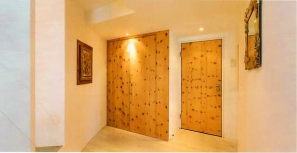 1.5-Zimmer mit Engadiner Ambiente und Cheminée in Zuoz 9