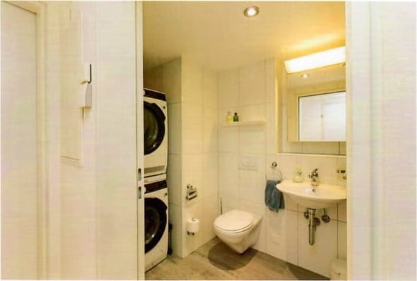 1.5-Zimmer mit Engadiner Ambiente und Cheminée in Zuoz 10