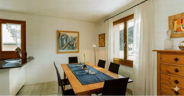 1.5-Zimmer mit Engadiner Ambiente und Cheminée in Zuoz 3