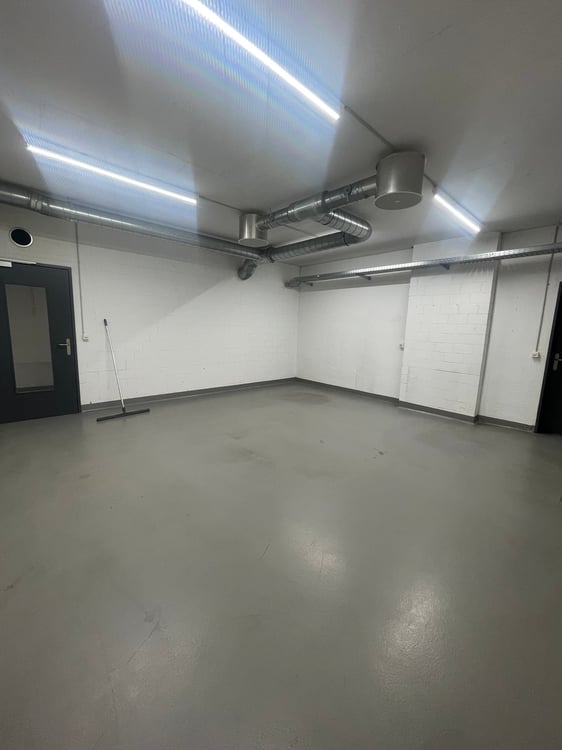 Voll ausgestatteter Reinraum zu vermieten 2