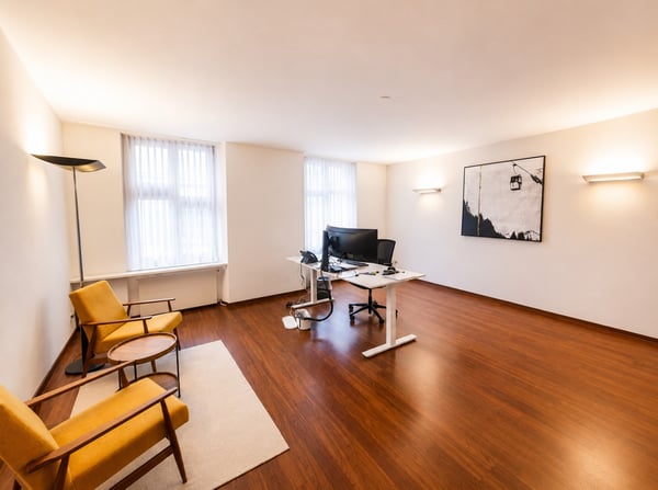 1 Büroetage an Toplage – 100 m2 – befristet bis 30.06.2027 3
