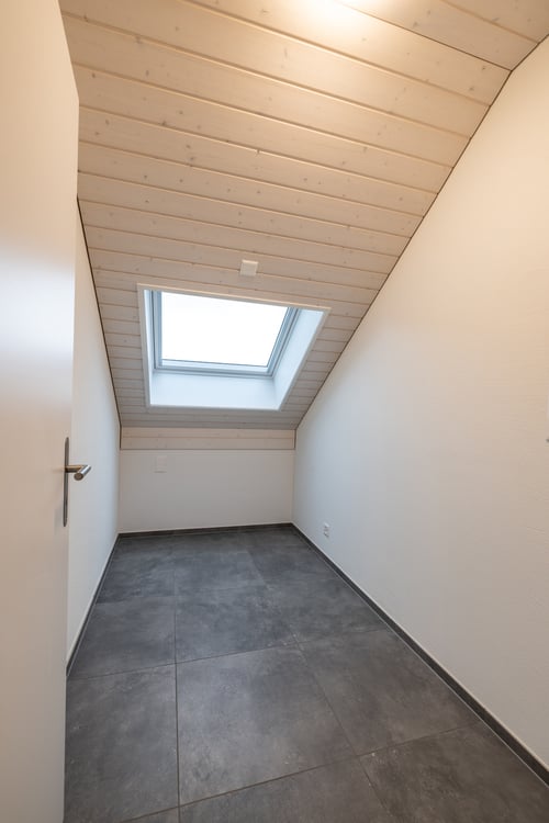 4.5-Zimmer Dachgeschoss Eigentumswohnung an ruhiger Lage 12