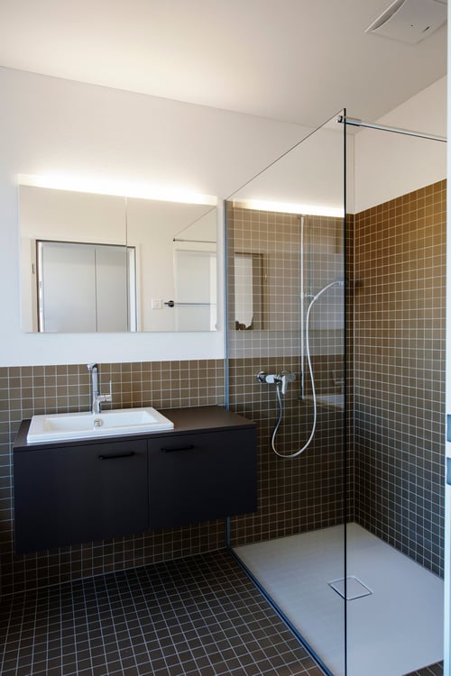 Grosszügige 3 1/2-Zimmer Wohnung 8