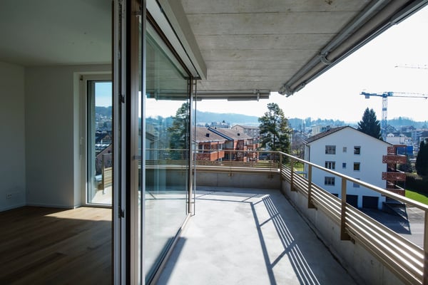 Grosszügige 3 1/2-Zimmer Wohnung 9
