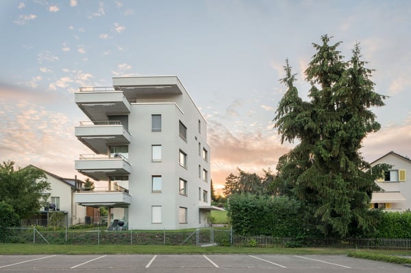 Grosszügige 3 1/2-Zimmer Wohnung 2