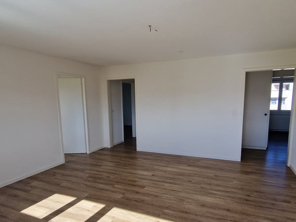 4-Zimmerwohnung an zentraler Lage mit schöner Weitsicht 8