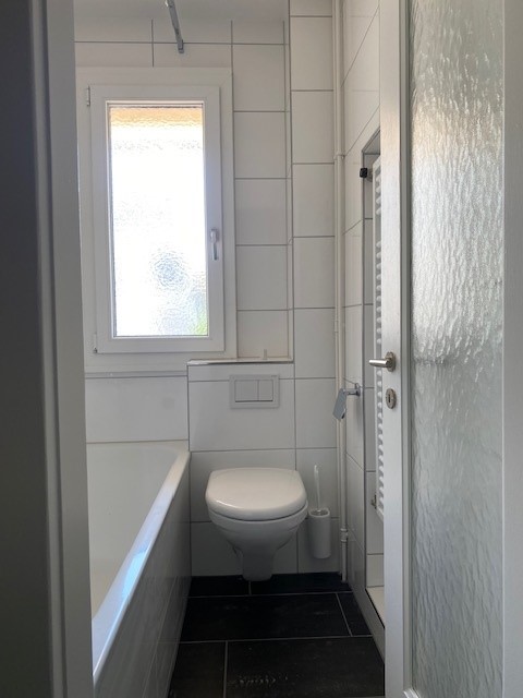 Gemütliche 2-Zimmer-Wohnung mit Balkon in Zürich-Albisrieden 5