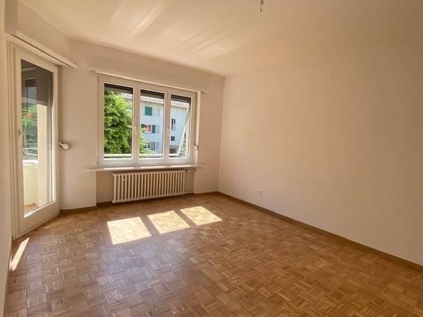 Gemütliche 2-Zimmer-Wohnung mit Balkon in Zürich-Albisrieden 7