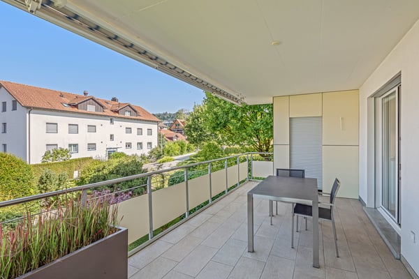 Hochwertig sanierte 4.5-Zimmerwohnung an ruhiger und sonniger Lage 5