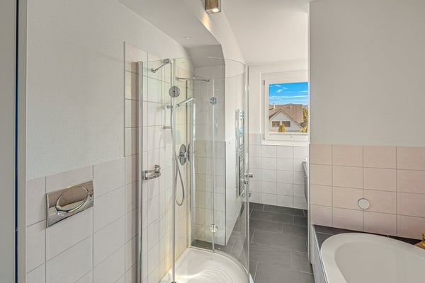 Freistehend und naturnahes Wohnen an der Goldküste 11