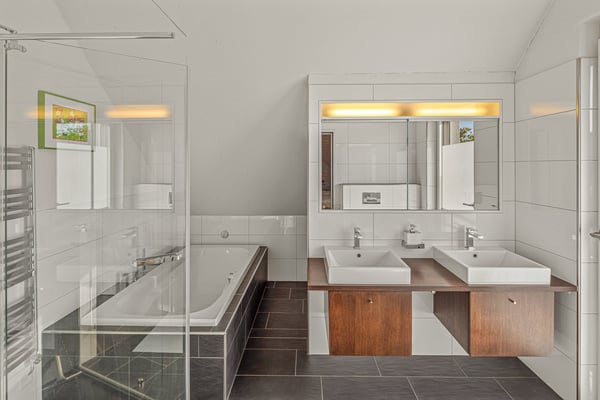 Freistehend und naturnahes Wohnen an der Goldküste 13