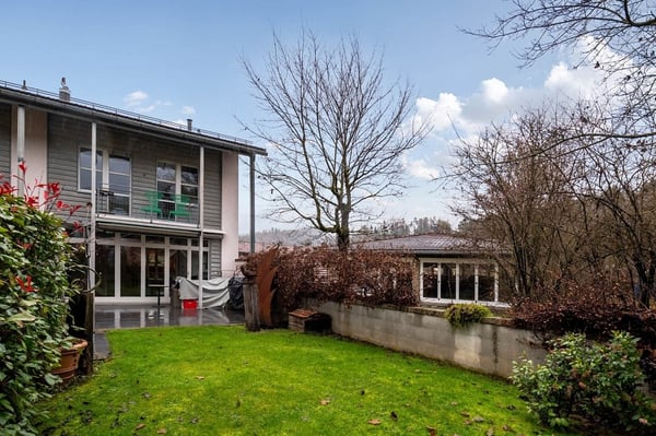 Renoviert, hell und schöner Garten 2