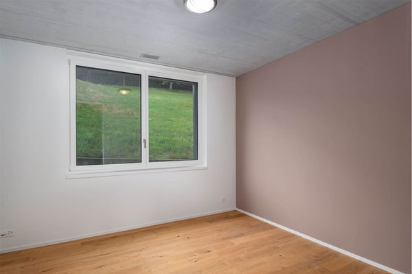 Neuwertige, moderne Wohnung mit verglaster Loggia und schöner Fernsicht 8