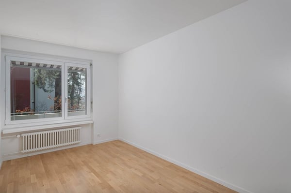 Traumlage mit unverbaubarer See- und Bergsicht 11