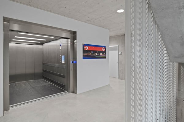 Attraktive und helle Büroräume 12