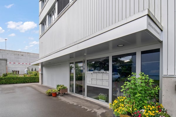 Attraktive und helle Büroräume 2
