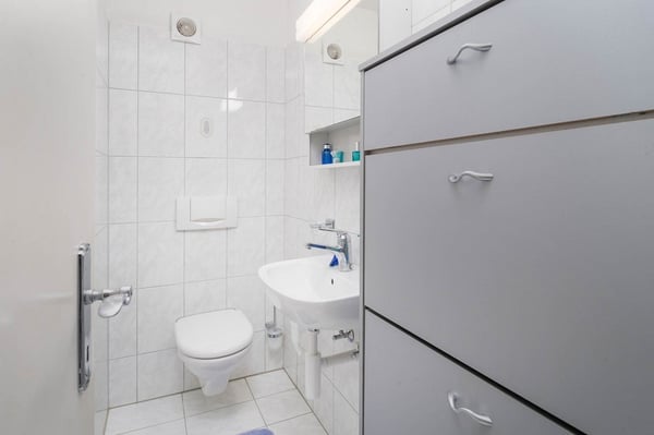 Schöne Dachwohnung mit Galerie 11