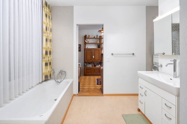 Lieben Sie aussergewöhnliche Grundrisse - Stadtwohnung mit Flair und Minergie-Standard 9