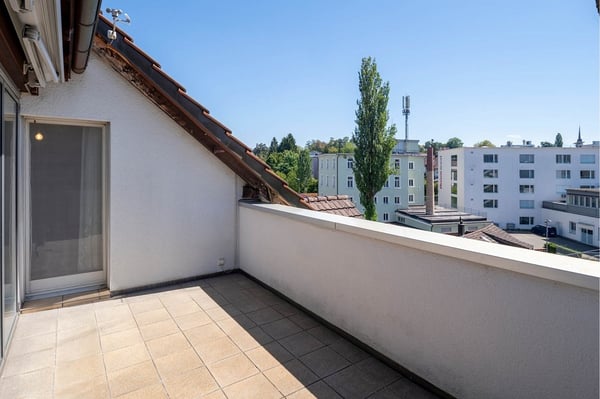 Mitten im Zentrum! Gepflegte Dach-Maisonette-Wohnung 4