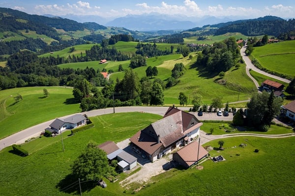 Gemütlich Leben und Geniessen mit Bergsicht in der Gemeinde Bäretswil 3