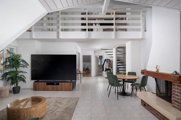 Anlage oder Eigennutzung! Grosszügige Dach-Maisonette-Wohnung mit Garten 4