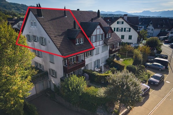Anlage oder Eigennutzung! Grosszügige Dach-Maisonette-Wohnung mit Garten 1
