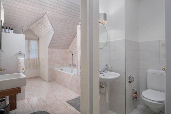 Anlage oder Eigennutzung! Grosszügige Dach-Maisonette-Wohnung mit Garten 7