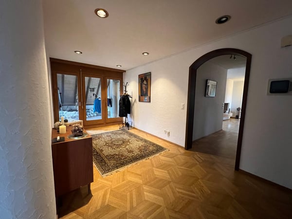 Charmante 5.5-Zimmer-Maisonette-Wohnung in Effretikon 5