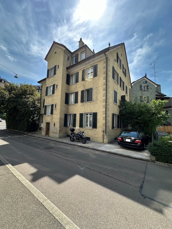Charmantes Mehrfamilienhaus an der Beckenhofstrasse 17 in Zürich 1