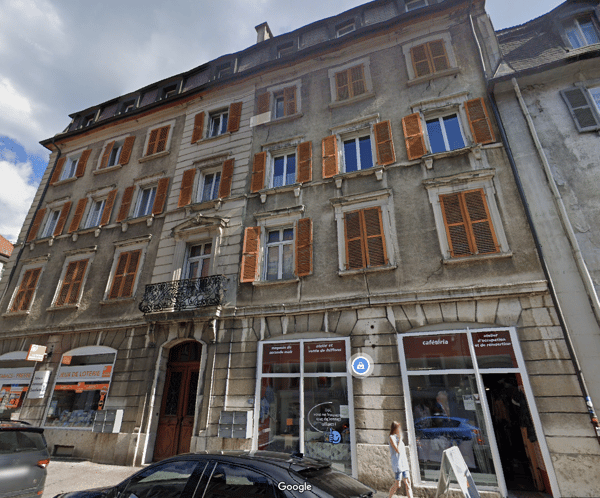 spacieux appartement de 3,5 pièces en plein centre de Le Locle 1