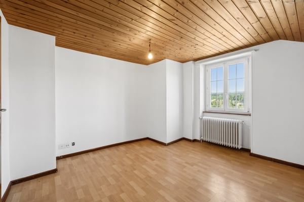 Zu vermieten: Prächtige, geräumige und helle Wohnung in einer außergewöhnlichen Umgebung 5