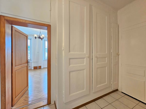 Charmant appartement de 1.5 pièces à La Chaux-de-Fonds 9