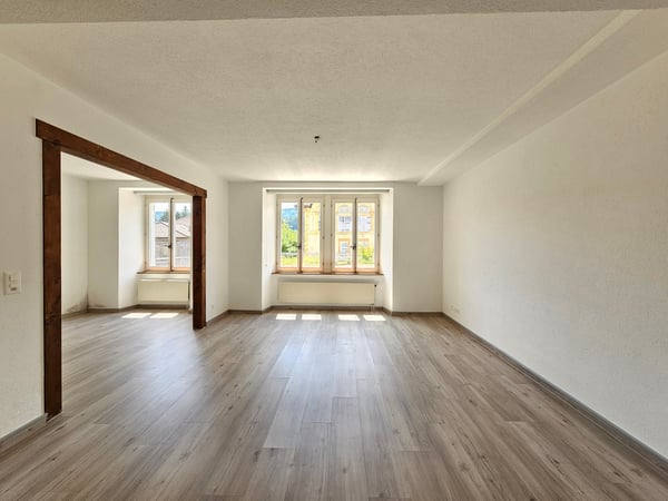 Charmantes 1.5-Zimmer-Wohnung im Erdgeschoss in Tramelan 4