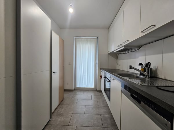 Grün umgebene, helle Parterre-Wohnung! 3