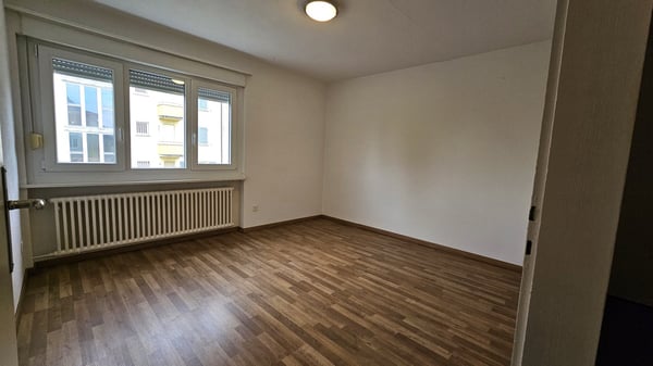 Charmante 1-Zimmer-Wohnung mit Balkon in Bettlach 3